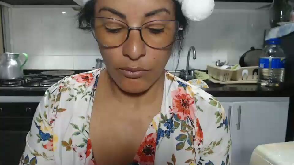 Kattleyagray hot - 12-19-2025