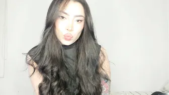 nova_tattoo webcam video (06/10/2025)