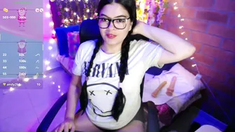 Jesiica_bunny cam video 12-20-2025