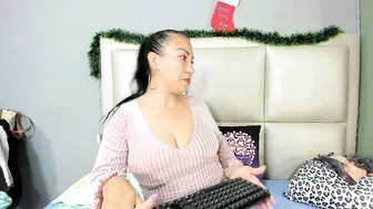 honey__hott 12/20/2025 latina