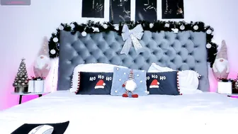 yviann recorded nude video 490472
