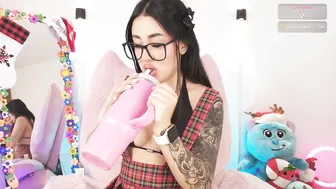 justonecute cam video 20-Dec-2025