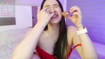Nailahk 20-Dec-25 hot