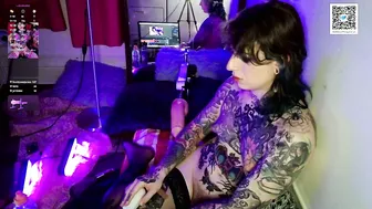 miss_raven_ts 20-Dec-25 cutegirl