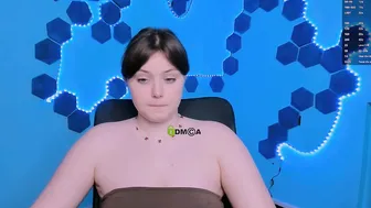 tessa_tea sex cam (12-20-2025)