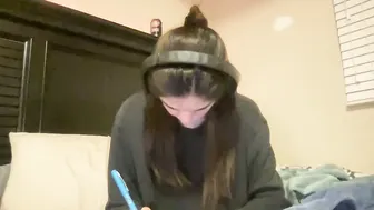 luvrxstarx latina (12/20/2025)