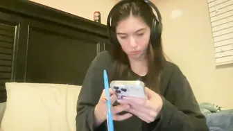 luvrxstarx latina (12/20/2025)