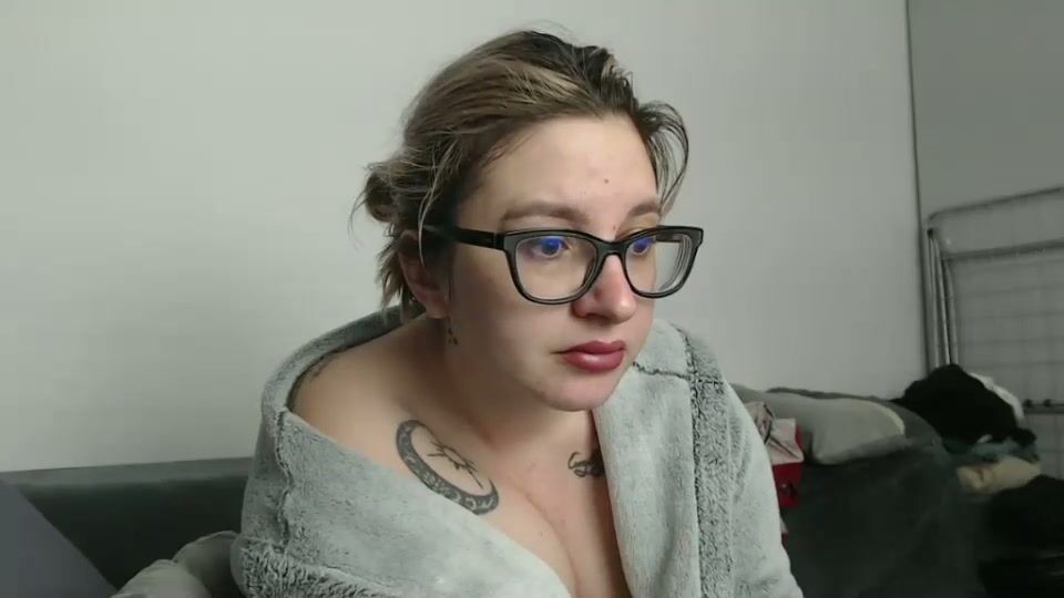 Larysalovexxx94 lovense chat xxx