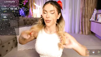 Chloevelvetx nude cam 12-20-2025