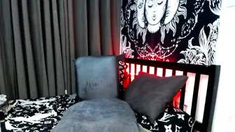 Hot_jessica_cumx chat sex 20-Dec-2025