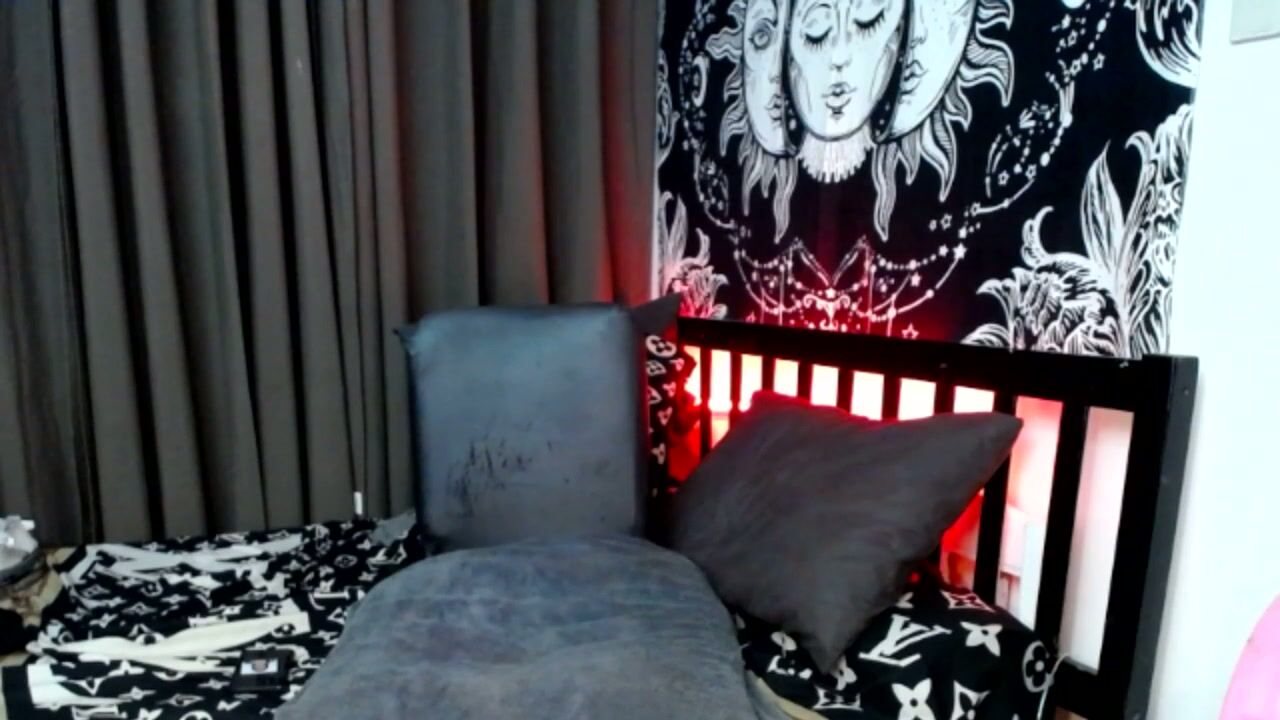 Hot_jessica_cumx chat sex 20-Dec-2025