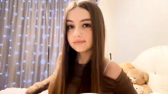 Little_anioneta sex chat cam (12/20/2025)
