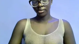 Black_petitqueen12 bigboobs on cam