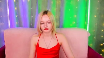 Alessakiss interactivetoy - (12-20-2025)