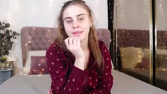 little_cu1tie recorded nude video 493054
