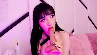 Vanesasalgar cam sex chat 12/20/2025