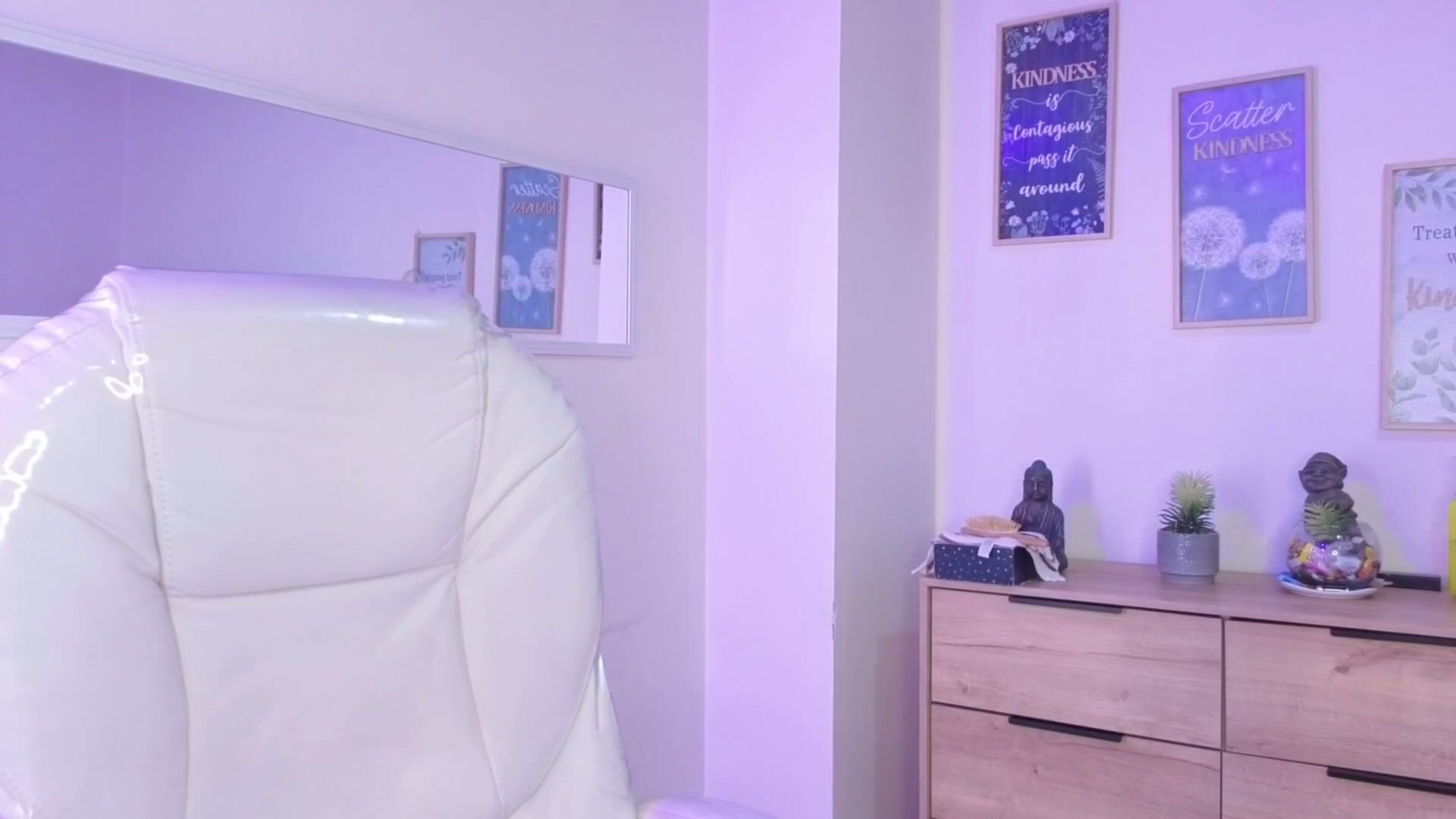 Bluee_hazell 20-Dec-2025