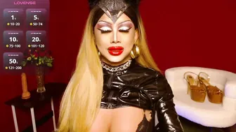 Zyradom slut cam chat