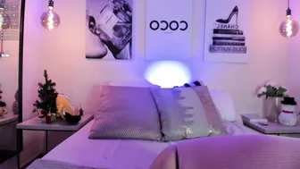 samantha_hotly heels 20-Dec-25