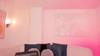 Paulinasantosx (12-20-2025)