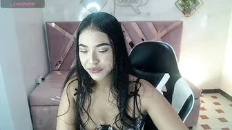 kendall_queen_v 20-Dec-25