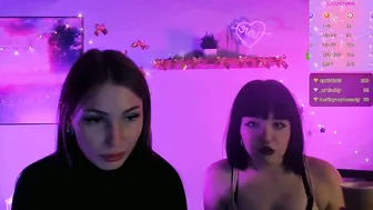 Mira_cool_ chat sex (12-21-2025)