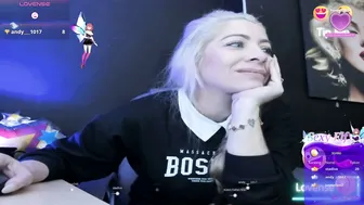 Viktoria_davis_ 21-Dec-2025