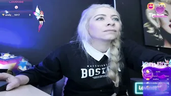 Viktoria_davis_ 21-Dec-2025
