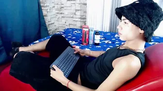 maverickhotson303av hot cam video 12/21/2025