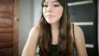 sweetgirl_ayesha (12-21-2025)