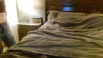 Missmoonmagic13 posing on webcam (12-21-2025)