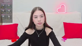 Teasyminagirl_ on webcam (12/21/2025)