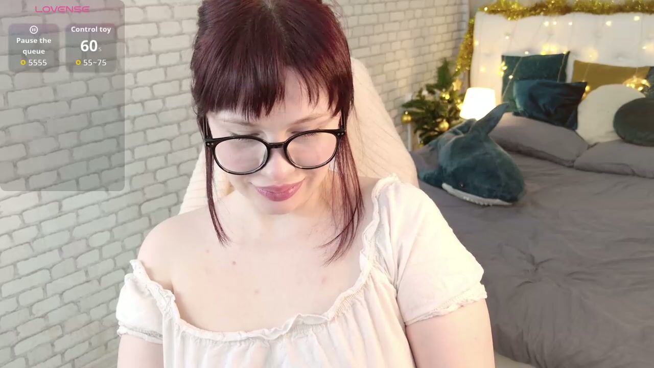 Ravenrhapsody cam girl chat 12/21/2025