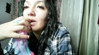 Callme_lolas 12/21/2025 latina