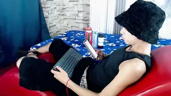 Maverickhotson303av nude video chat 21-Dec-2025