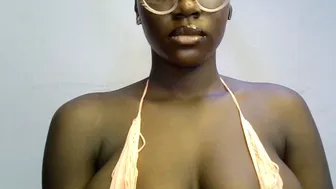 black_petitqueen12 recorded nude video 496905