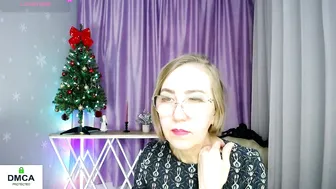 queen_a_n_i mature (12-21-2025)