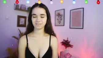 gia_paige18 webcam (12-21-2025)