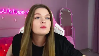 Crystallyons video - 21-Dec-25