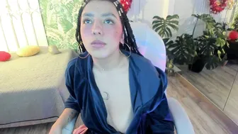 Cute_hollywood hot amateur video chat sex cam
