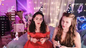 Honey_buunny bigass - 12-21-2025