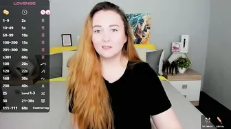 Red_naughtyfox video 12-21-2025