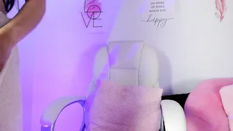 angiiebylpz chat porn (12/22/2025)