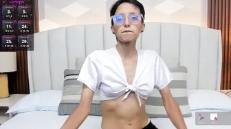 Marge_lasander posing on cam nude cam video