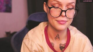 polusladkoye posing on webcam porn cam video