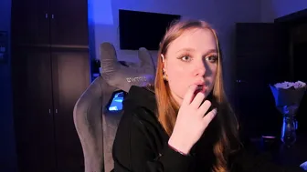 shorty_di bigboobs cam girl