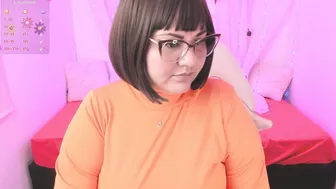 sweetbambi19 (06-11-2025)
