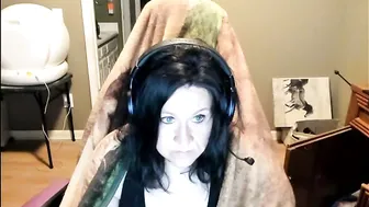katie227 video cam porn 12-22-2025