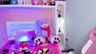 miss___megan atm 22-Dec-2025