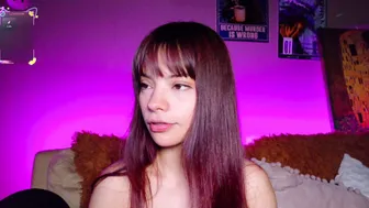 Maryberry__ on webcam 12/22/2025